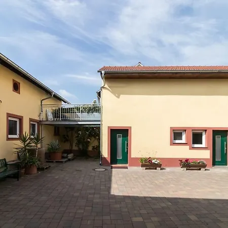Komplettes 50m² Haus In Inkl. Terrasse Ferienhaus
