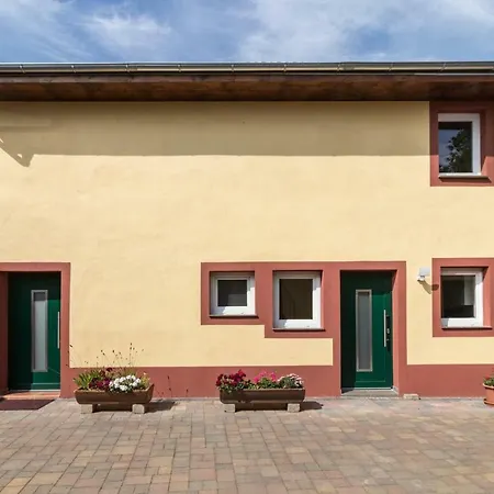 Komplettes 50m² Haus In Inkl. Terrasse *